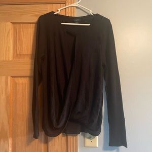 Like New Black Buckle Shirt with from twist/open